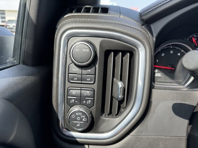 Certified 2022 Chevrolet Silverado 3500 LTZ image 30