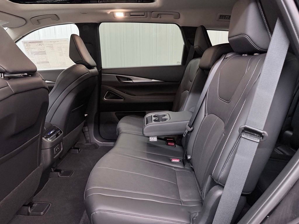Certified 2027 INFINITI QX60 Luxe w/ Cargo Package FWD image 37
