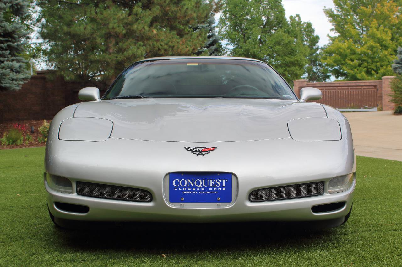 Used 2004 Chevrolet Corvette Z06 w/ Memory Package RWD image 11