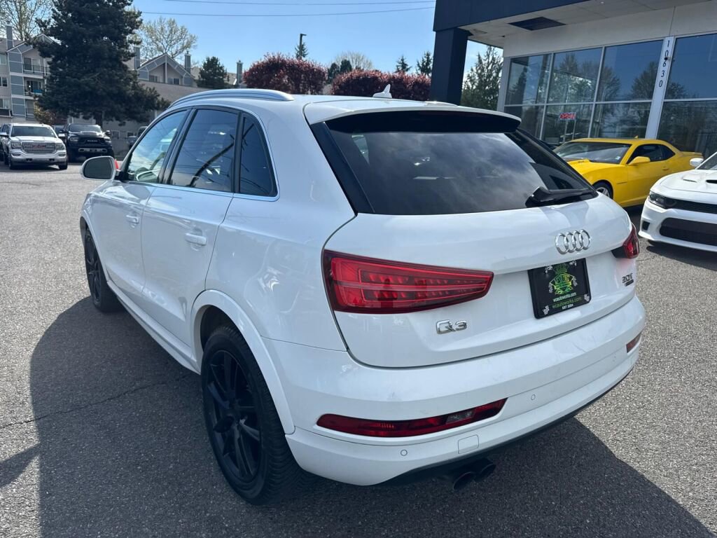 Used 2017 Audi Q3 2.0T Premium Plus w/ Premium Plus Package AWD/4WD image 9