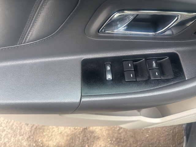 Used 2011 Ford Taurus SEL w/ 201A Rapid Spec Order Code image 25