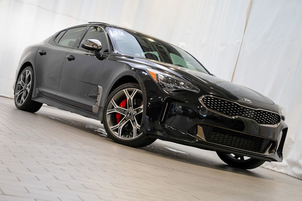 Used 2019 Kia Stinger GT1 image 2