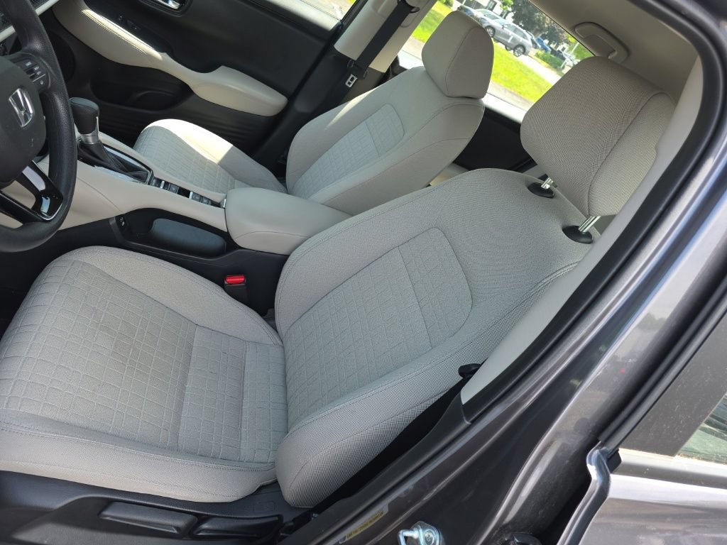 Used 2024 Honda HR-V LX image 10