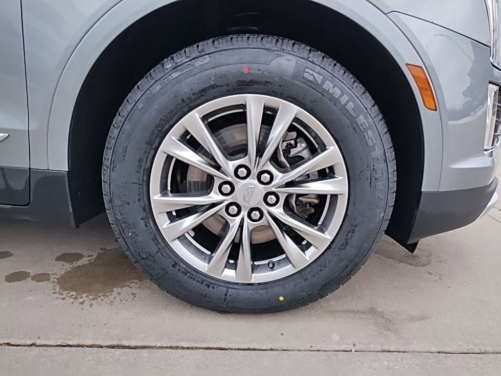 Used 2023 Cadillac XT5 Premium Luxury AWD/4WD image 17