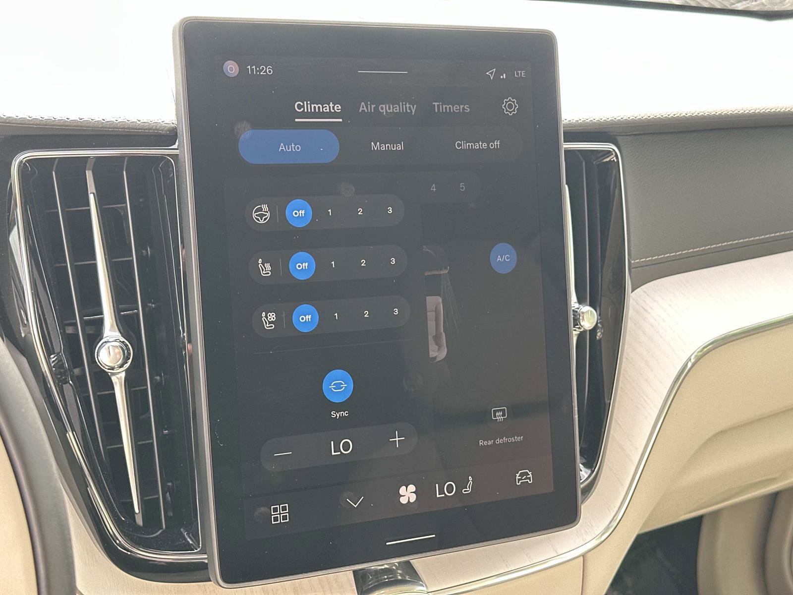 Certified 2026 Volvo XC60 B5 Ultra w/ Protection Package Premier image 12