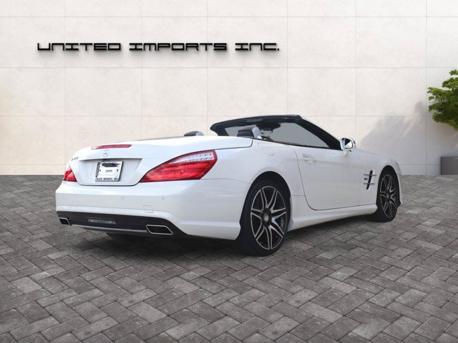 Used 2015 Mercedes-Benz SL 550 image 8