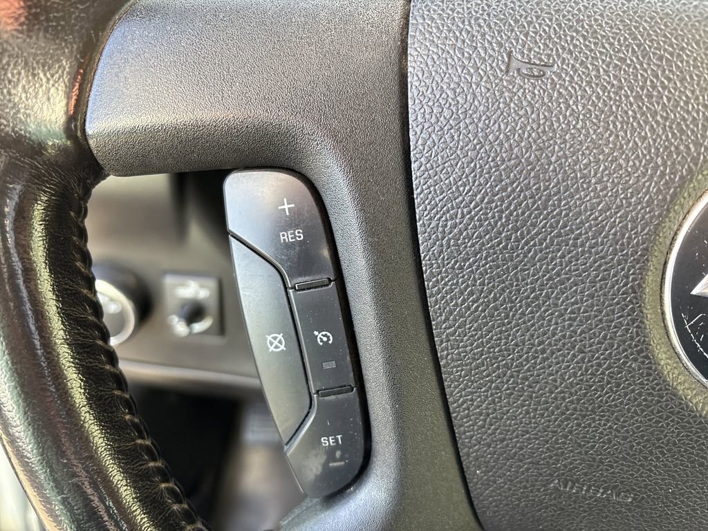 Used 2020 Chevrolet Express 3500 w/ Driver Convenience Package image 11