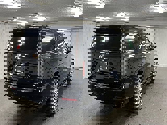 New 2026 Cadillac Escalade ESV Sport w/ Touring Package AWD/4WD image 5