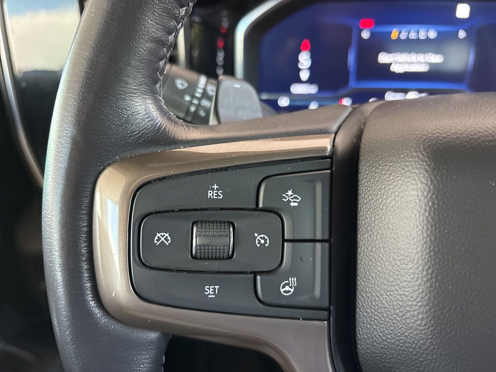 Used 2022 Chevrolet Silverado 1500 High Country w/ High Country Premium Package image 39