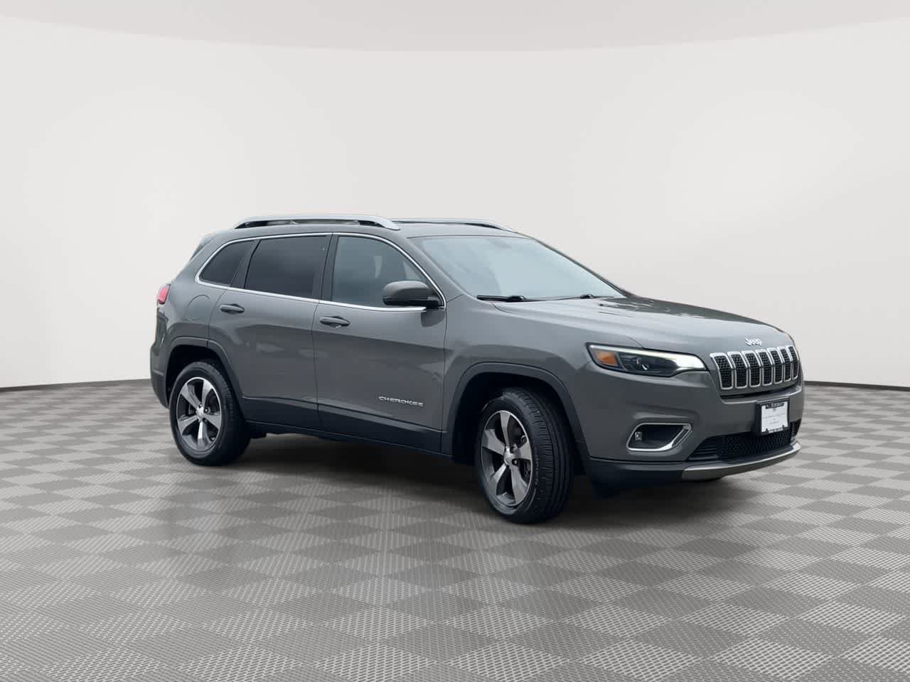 Used 2019 Jeep Cherokee Limited AWD/4WD video 2