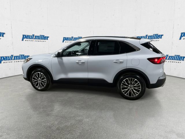 New 2025 Ford Escape SE w/ PHEV Premium Package image 8
