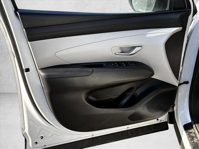 Certified 2025 Hyundai Tucson SEL image 12