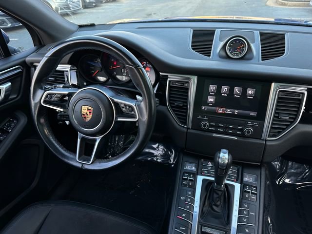 Used 2017 Porsche Macan image 17