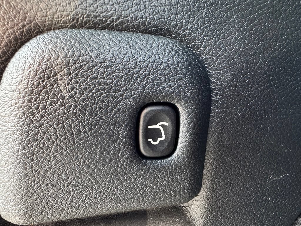 Used 2020 Jeep Grand Cherokee Altitude AWD/4WD image 44