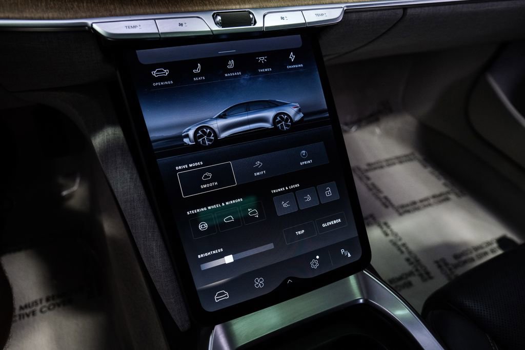 Used 2022 Lucid Air Grand Touring image 31