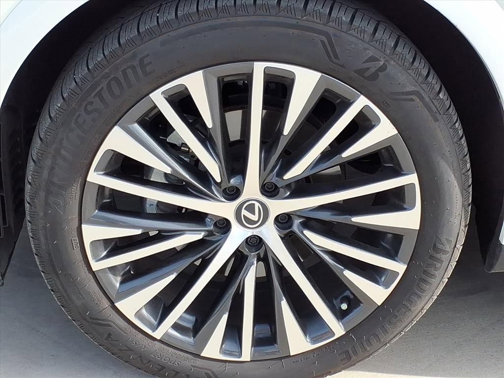 Used 2024 Lexus RX 350 Premium Plus image 10