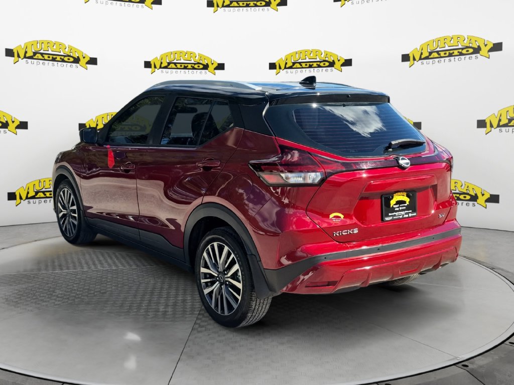 Used 2022 Nissan Kicks SV FWD image 3