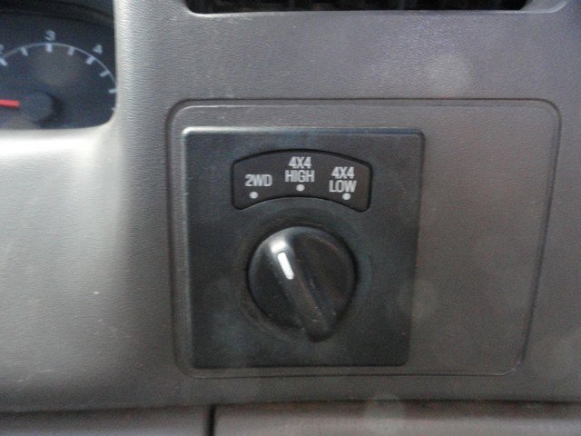 Used 2000 Ford F250 4x4 Regular Cab Super Duty image 11