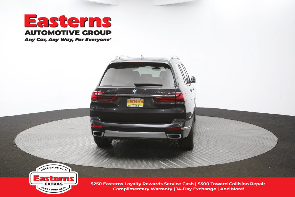 Used 2022 BMW X7 xDrive40i w/ Premium Package AWD/4WD image 39
