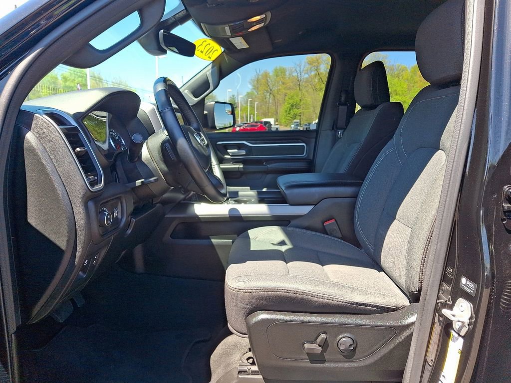 Used 2023 RAM 1500 Big Horn AWD/4WD image 14