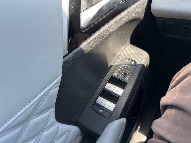 Used 2022 Mitsubishi Outlander SEL image 37