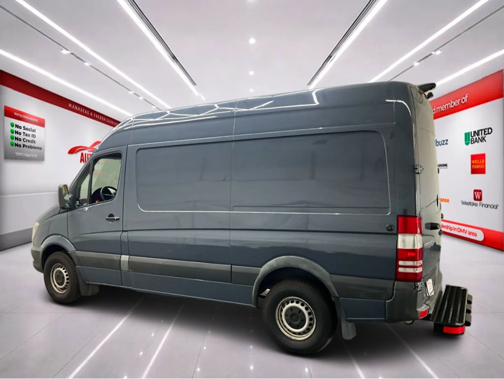 Used 2018 Mercedes-Benz Sprinter 2500 image 4