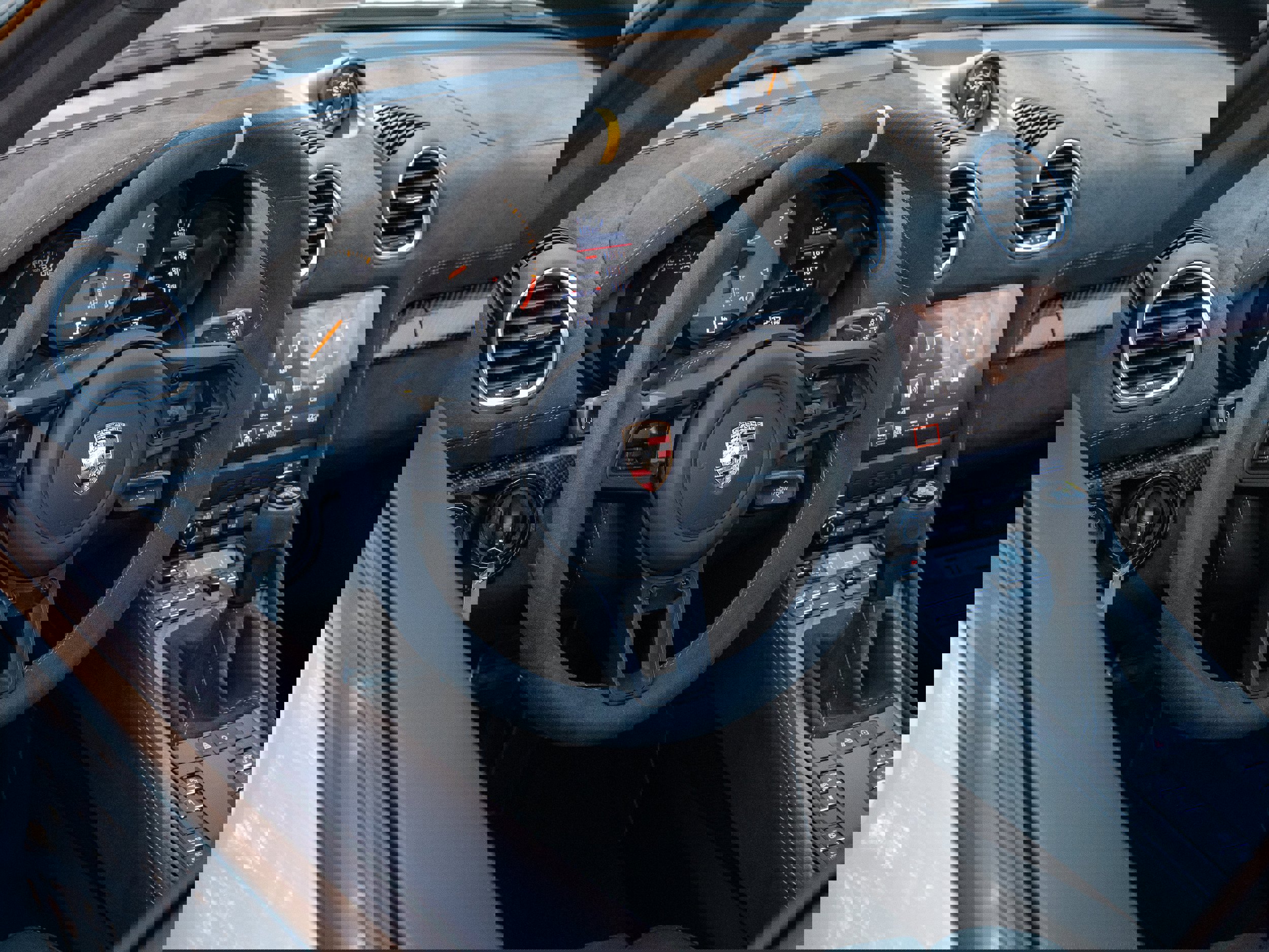 Used 2024 Porsche 718 Cayman GT4 RS image 29