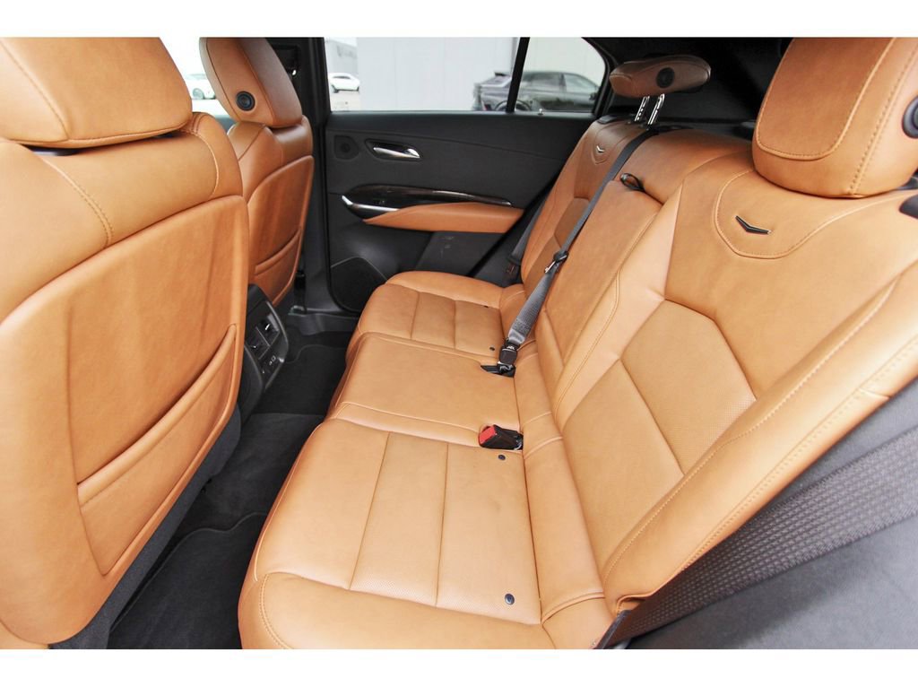 Used 2022 Cadillac XT4 Sport w/ Comfort Package FWD image 7