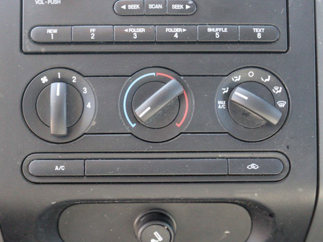 Used 2005 Ford F150 XLT AWD/4WD image 23