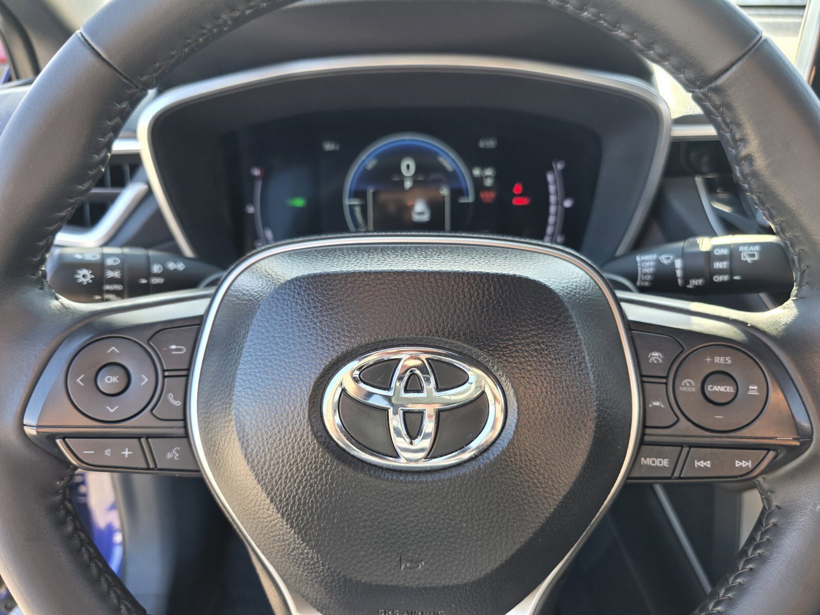 Used 2024 Toyota Corolla Cross S w/ Convenience Package AWD/4WD image 23