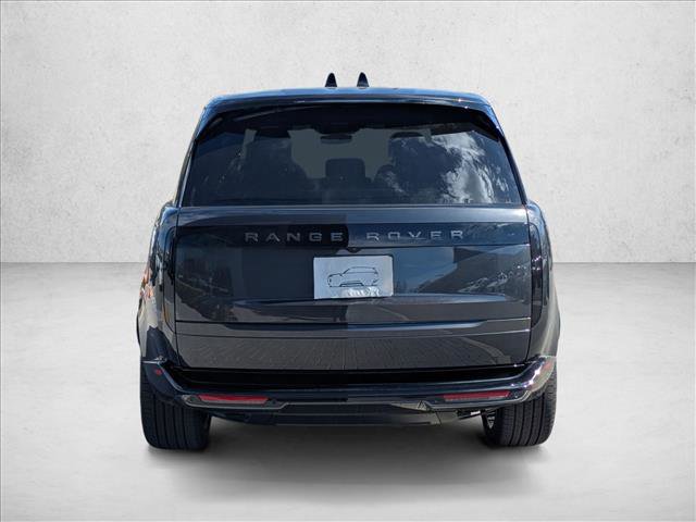New 2026 Land Rover Range Rover Long Wheelbase SE image 8