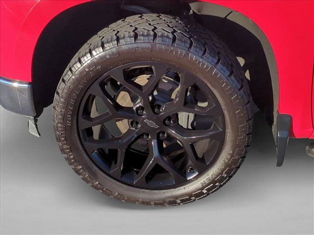 Used 2022 Chevrolet Silverado 1500 LT AWD/4WD image 24