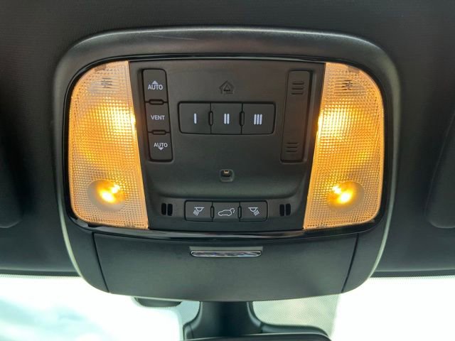 Used 2023 Dodge Durango GT AWD/4WD image 34