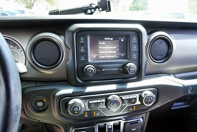 Used 2020 Jeep Wrangler Unlimited Sport S AWD/4WD image 24