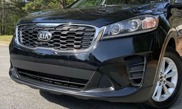 Used 2019 Kia Sorento LX image 3