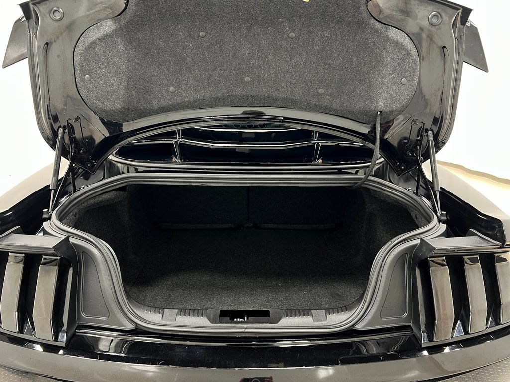 Used 2022 Ford Mustang Premium RWD image 27