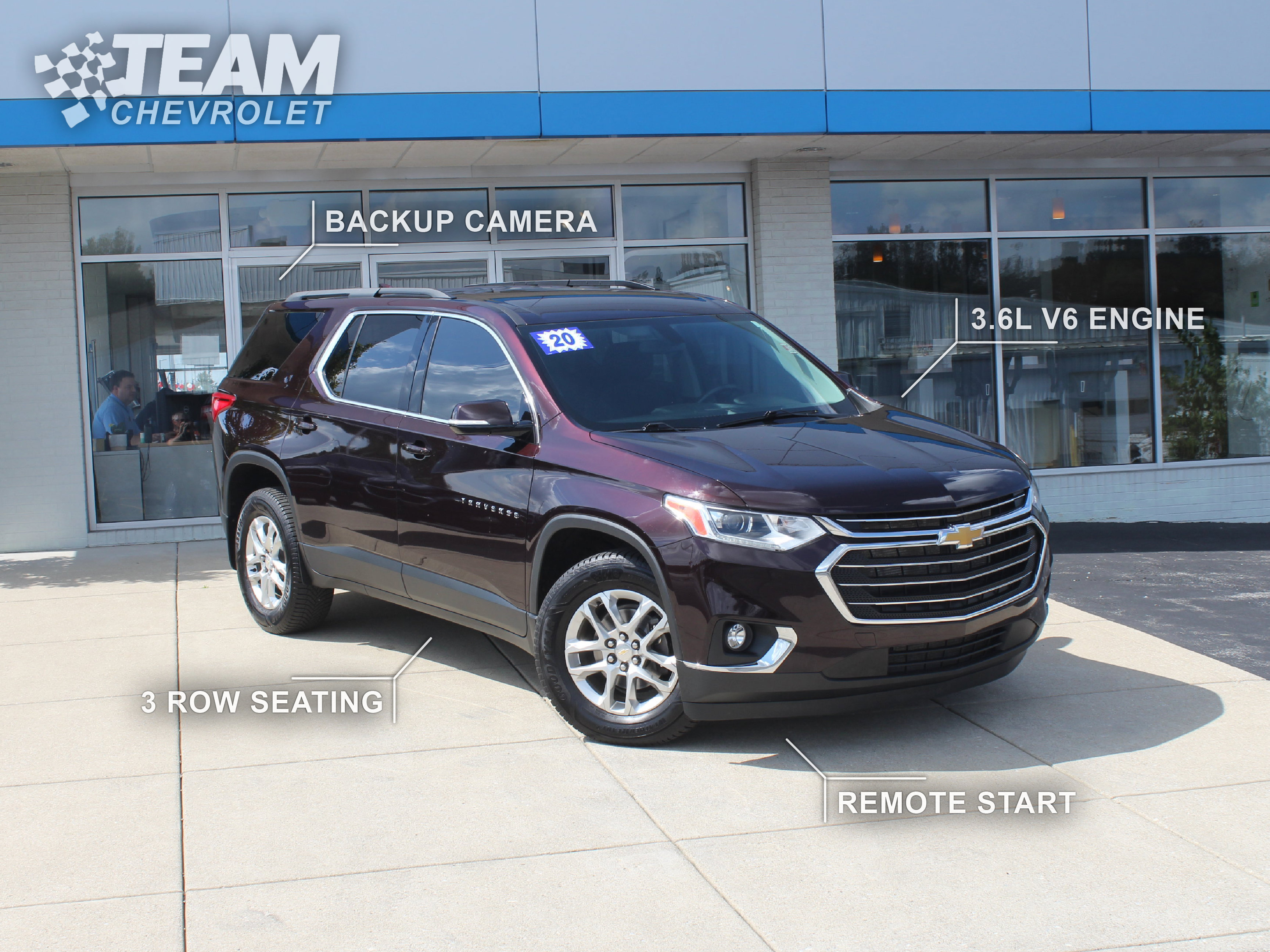 Used 2020 Chevrolet Traverse LT FWD image 2