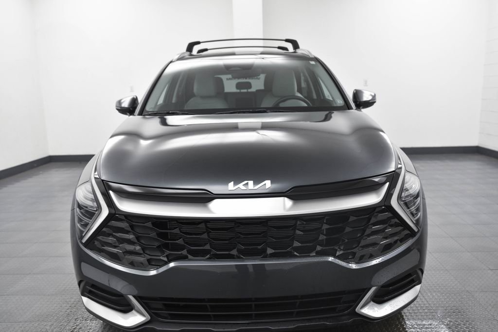 Used 2024 Kia Sportage EX image 3