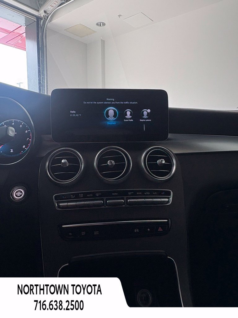Used 2021 Mercedes-Benz GLC 300 4MATIC image 22