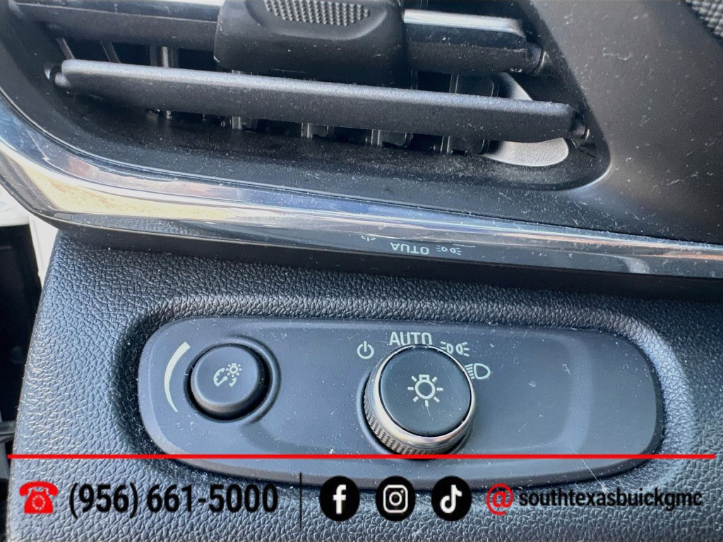Used 2025 Buick Envista Preferred w/ Convenience II Package FWD image 20