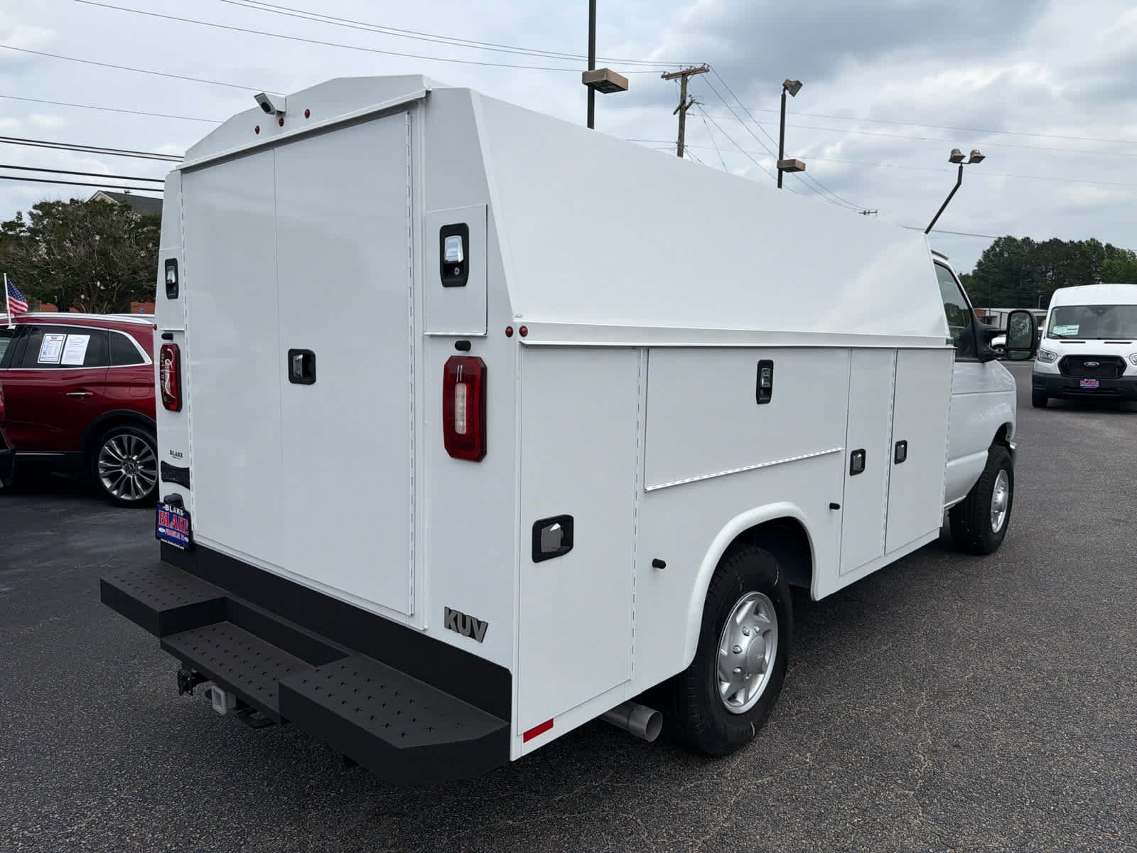 New 2026 Ford E-350 and Econoline 350 Super Duty w/ Power Equipment Group RWD image 3