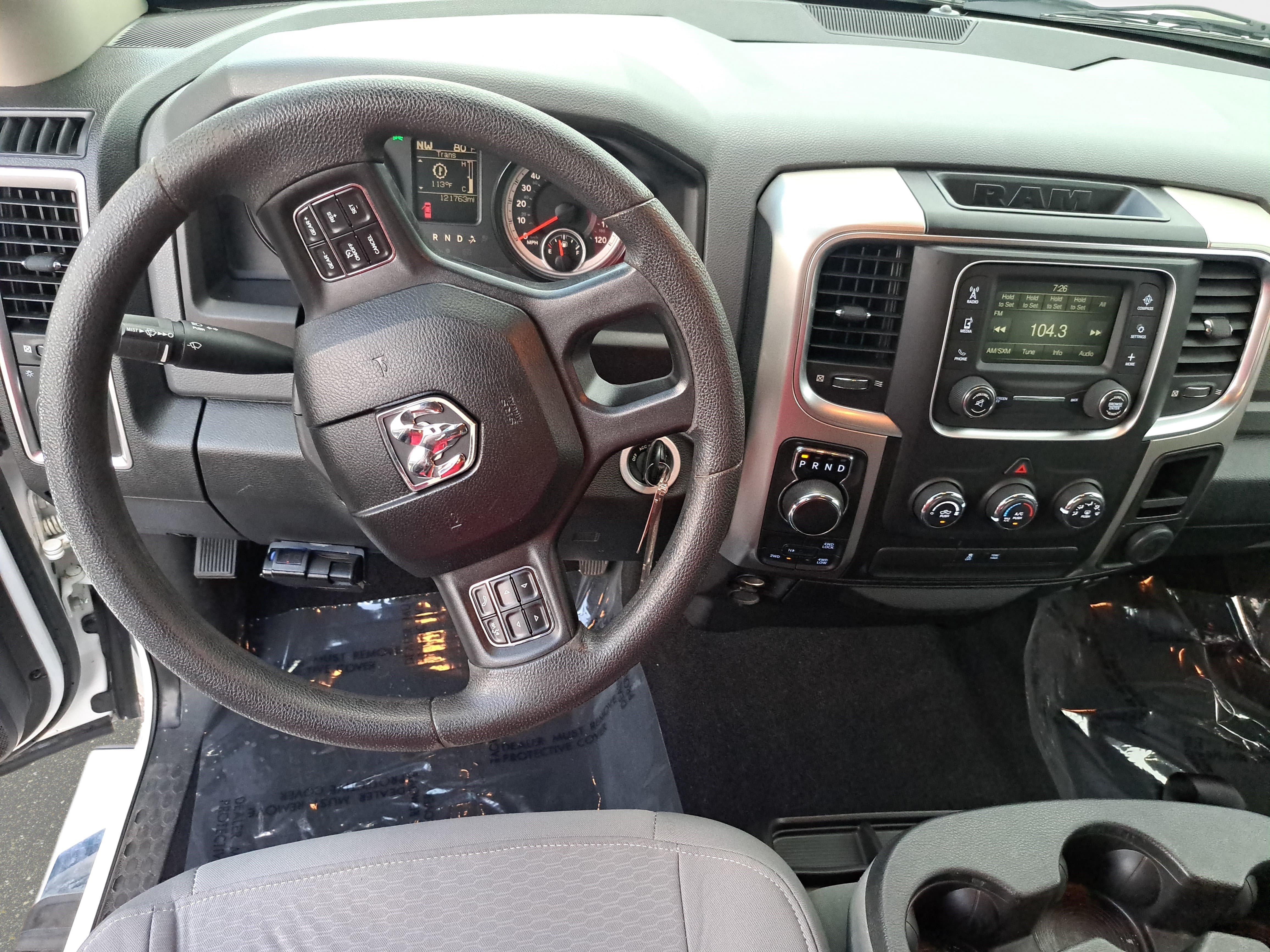 Used 2018 RAM 1500 Classic SLT AWD/4WD image 15