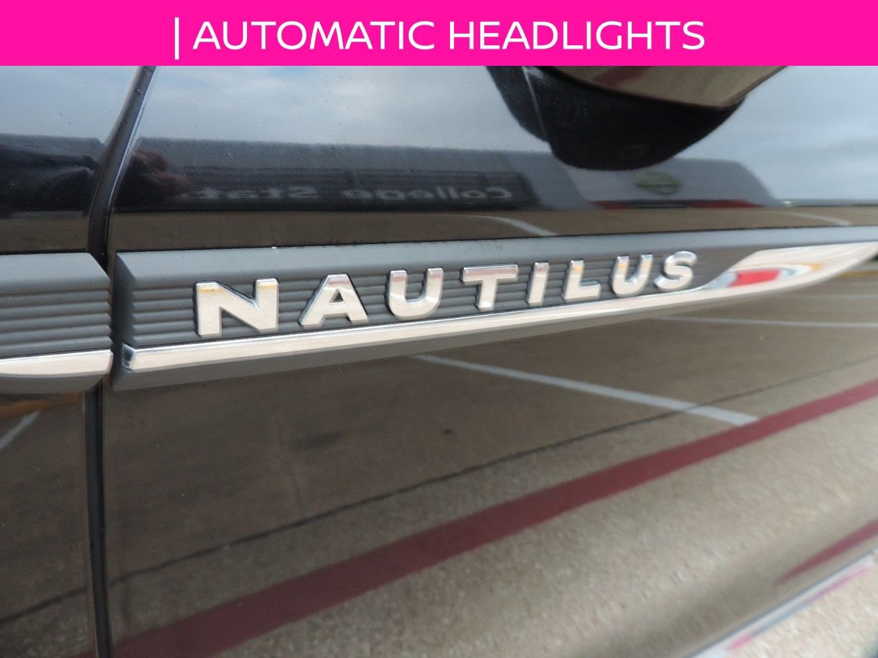 Used 2019 Lincoln Nautilus Select w/ Cargo Utility Package image 12