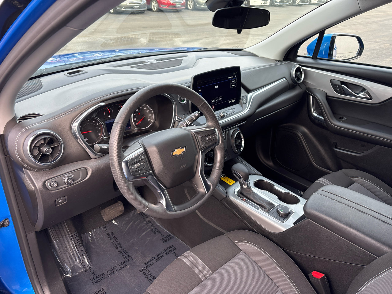 Used 2025 Chevrolet Blazer LT image 13