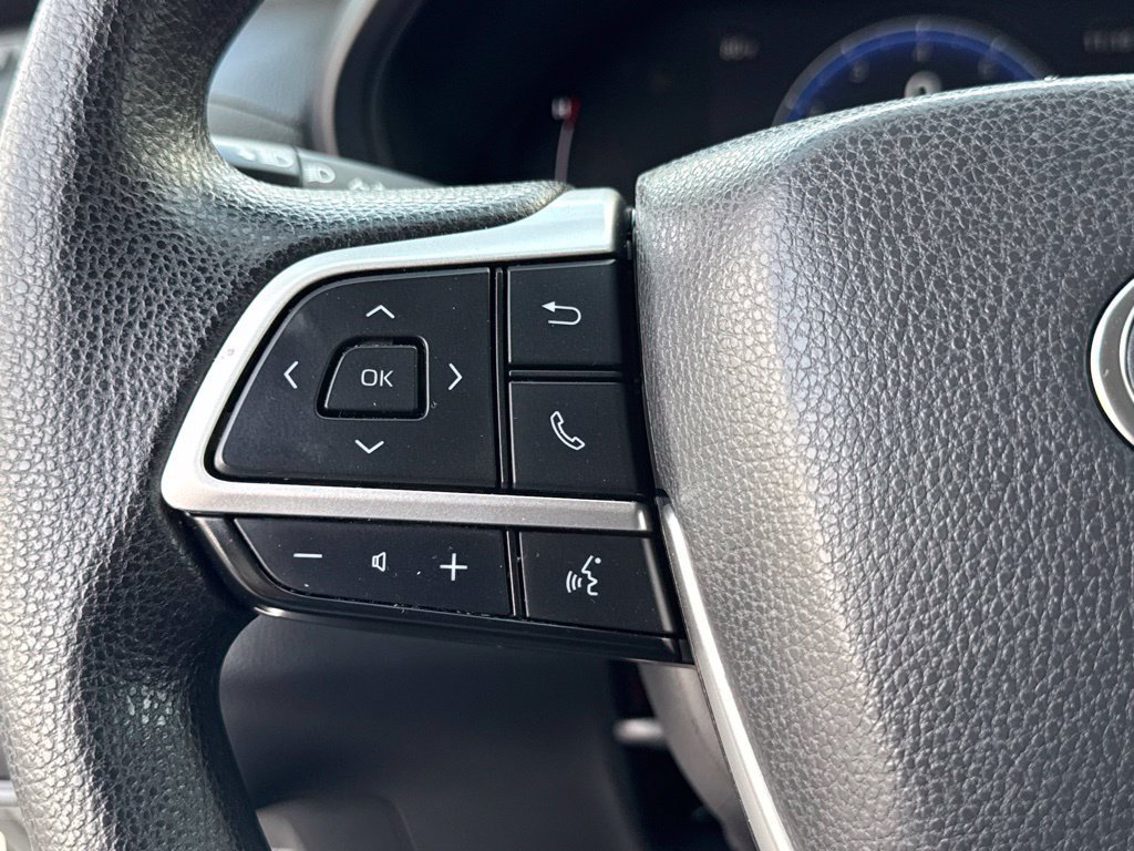 Certified 2025 Toyota Grand Highlander FWD image 24