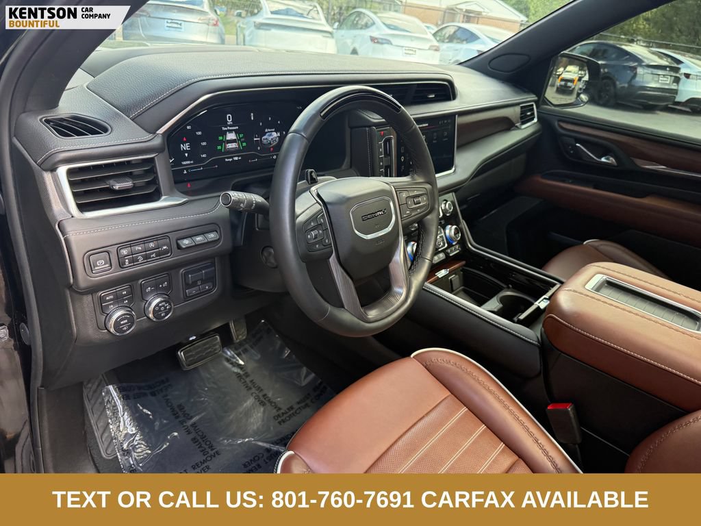 Used 2024 GMC Yukon Denali Ultimate AWD/4WD image 34