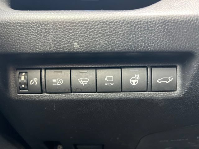 Used 2022 Toyota RAV4 XSE AWD/4WD image 24