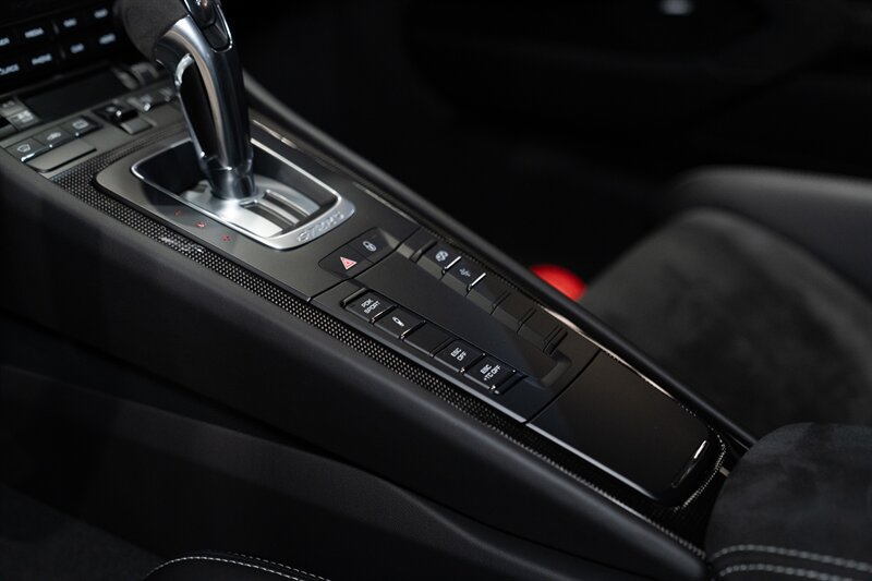 Used 2018 Porsche 911 GT2 RS RWD image 29