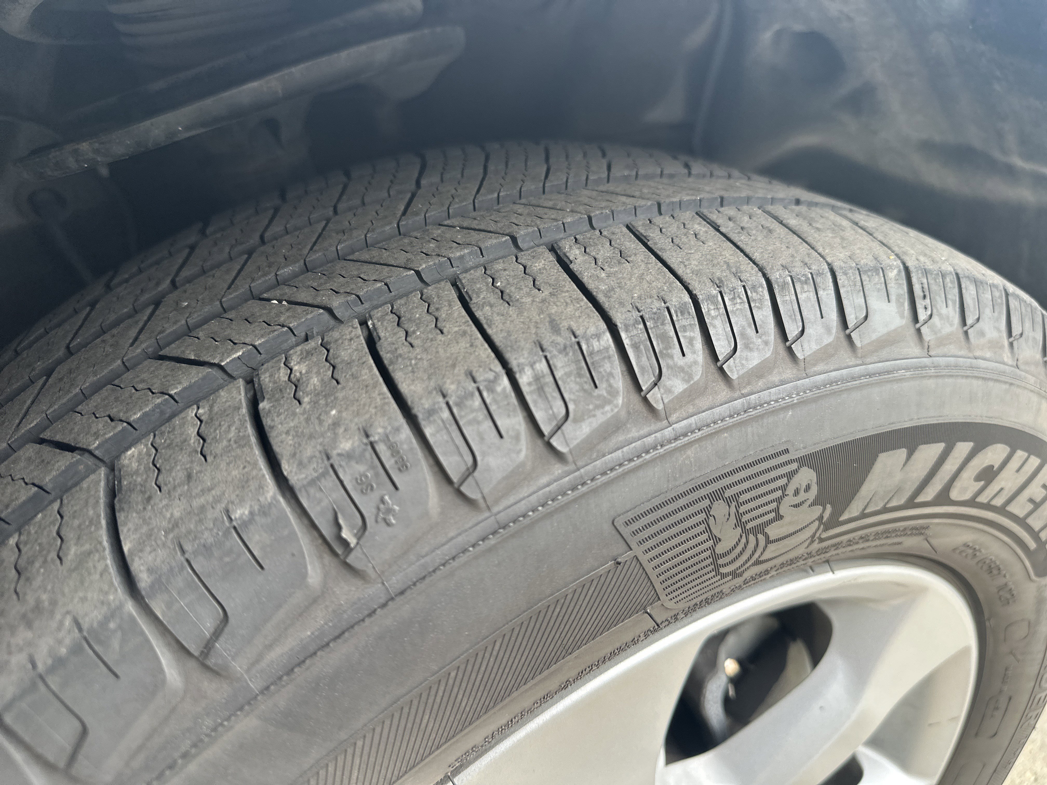 Used 2012 Toyota RAV4 Limited w/ Premium Plus Value Pkg AWD/4WD image 30