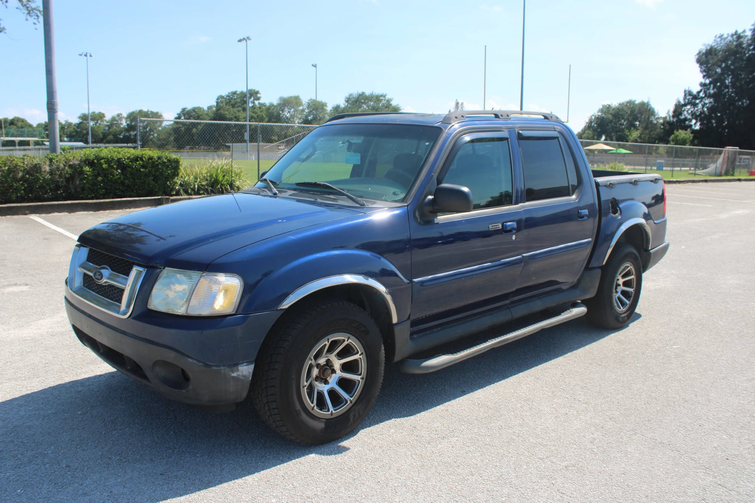 Used 2005 Ford Explorer Sport Trac XLT RWD image 6